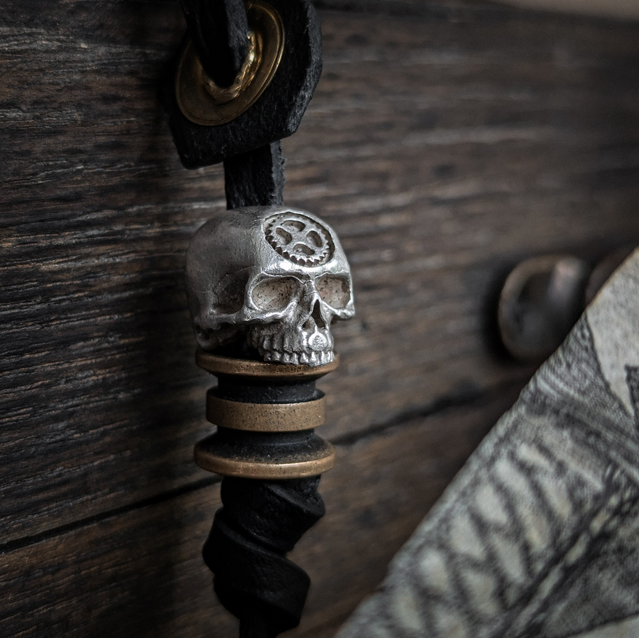 Tempus Fugit Skull Bead